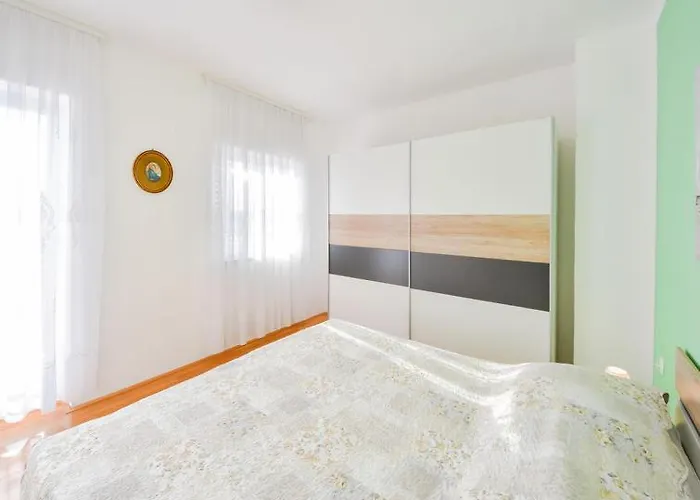 Mila Biograd Na Moru-polaca Villa *