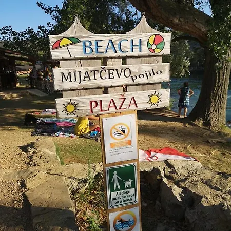 Mila Biograd Na Moru-polaca Polaca