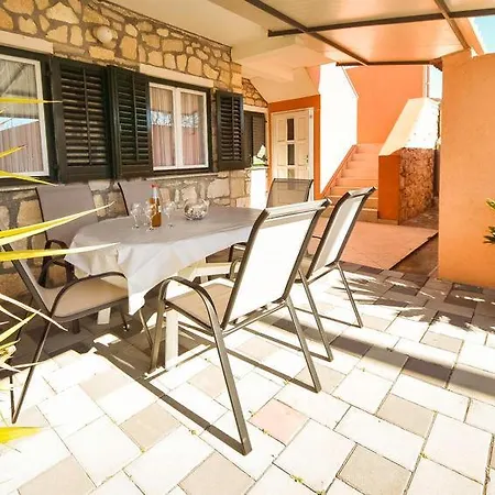 Villa Mila Biograd Na Moru-polaca *