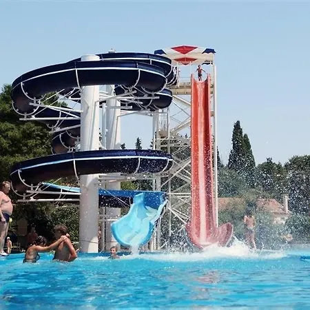 Mila Biograd Na Moru-polaca Polaca