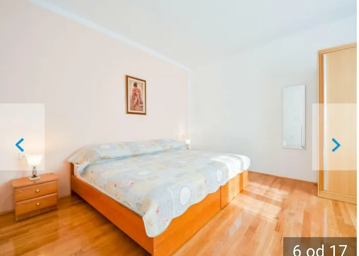 Mila Biograd Na Moru-polaca *